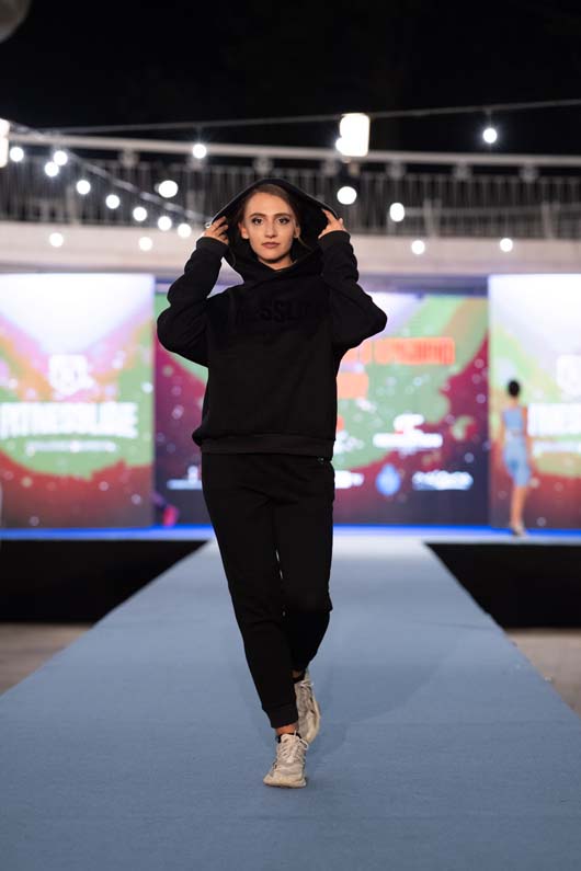 Колекция спортно облекло от Fitness line на Фестивала на модата и красотата 2022